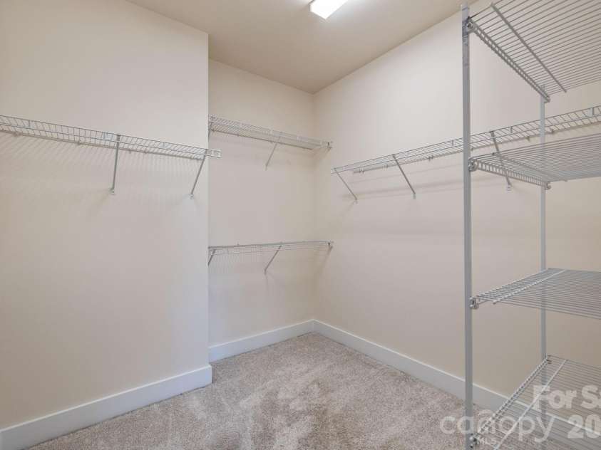 3822 Sky Haven Drive, Charlotte, NC 28209.  MLS# CAR4354375, YatesRealty ID 24554. 