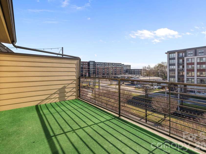 3822 Sky Haven Drive, Charlotte, NC 28209.  MLS# CAR4354375, YatesRealty ID 24554. 