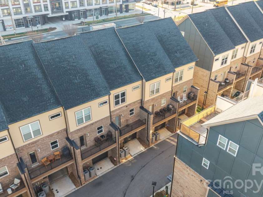 3822 Sky Haven Drive, Charlotte, NC 28209.  MLS# CAR4354375, YatesRealty ID 24554. 