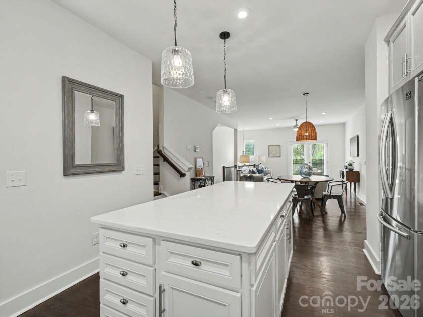 3822 Sky Haven Drive, Charlotte, NC 28209.  MLS# CAR4411443, YatesRealty ID 24554. 