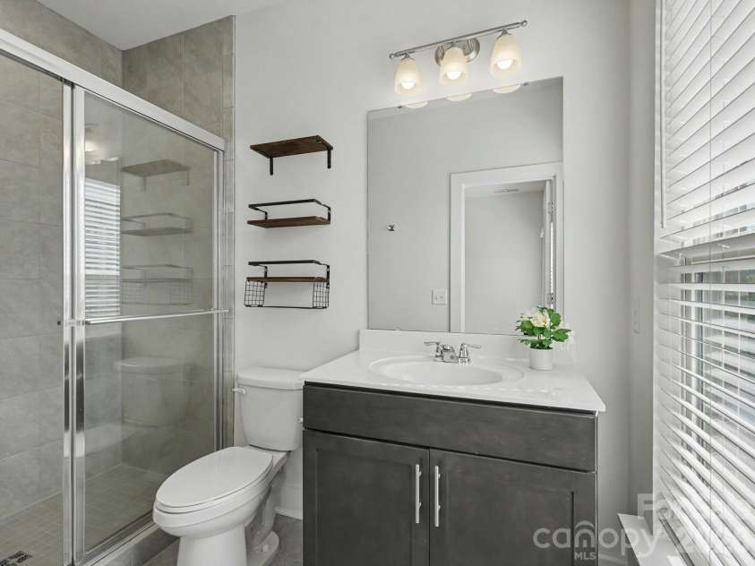 3822 Sky Haven Drive, Charlotte, NC 28209.  MLS# CAR4411443, YatesRealty ID 24554. 