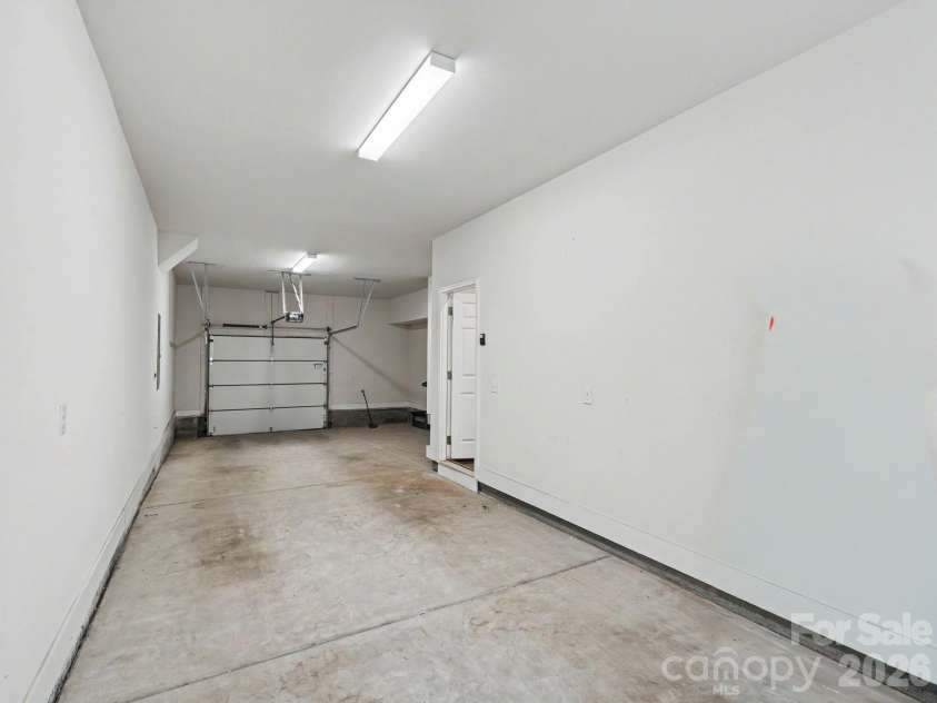 3822 Sky Haven Drive, Charlotte, NC 28209.  MLS# CAR4411443, YatesRealty ID 24554. 