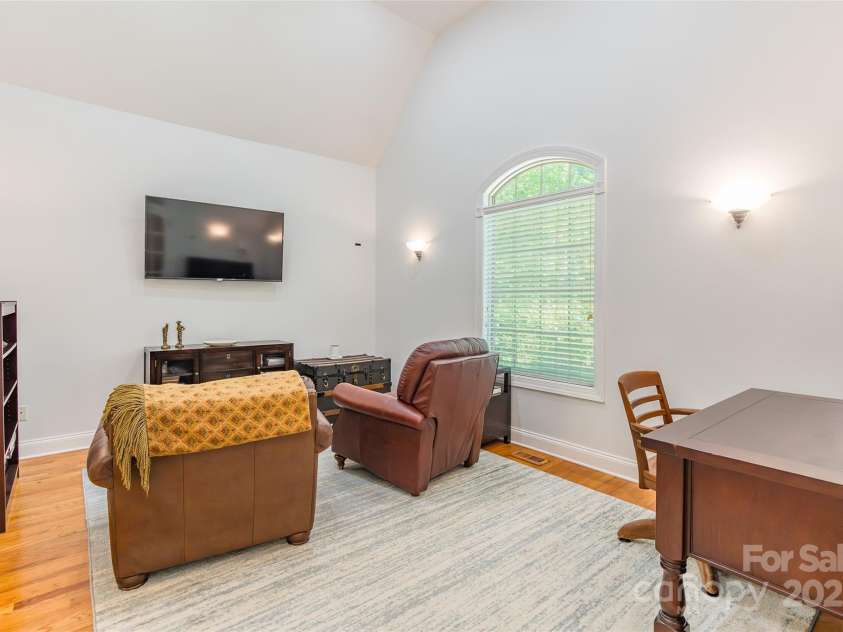 1227 Cabin Creek Court, Fort Mill, SC 29715.  MLS# CAR4278145, YatesRealty ID 24555. 