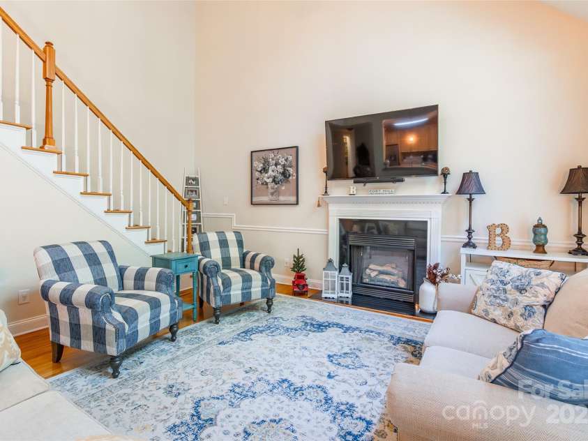 1227 Cabin Creek Court, Fort Mill, SC 29715.  MLS# CAR4278145, YatesRealty ID 24555. 