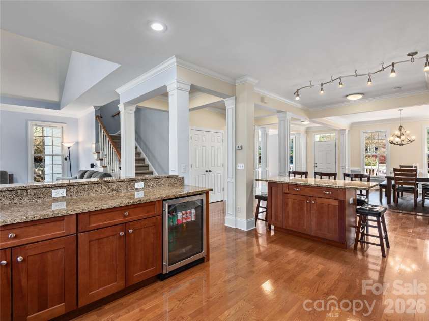 21 Dianthus Drive, Asheville, NC 28803.  MLS# CAR4356778, YatesRealty ID 24555. 