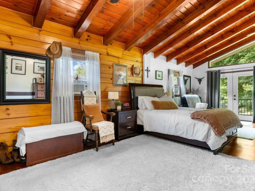 61 Honeycutt Lane, Nebo, NC 28761.  MLS# CAR4306544, YatesRealty ID 24556. 