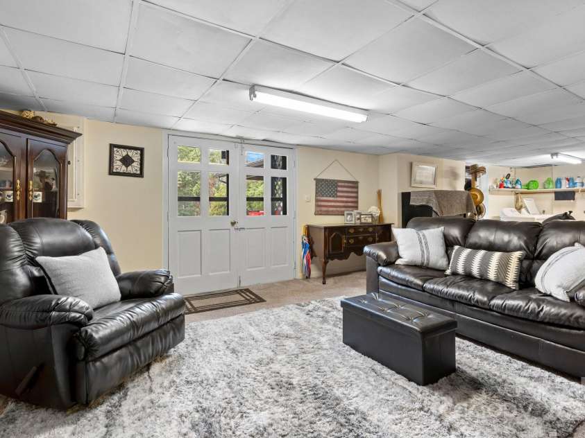 61 Honeycutt Lane, Nebo, NC 28761.  MLS# CAR4306544, YatesRealty ID 24556. 