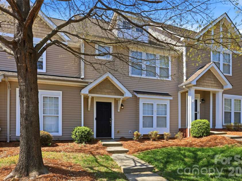 1005 Laparc Lane, Indian Trail, NC 28079.  MLS# CAR4363135, YatesRealty ID 24557. 