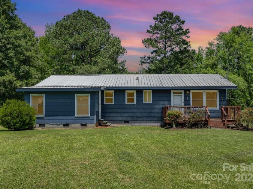 1043 Sid Davis Road, Chester, SC 29706.  MLS# CAR4272473, YatesRealty ID 24557. 
