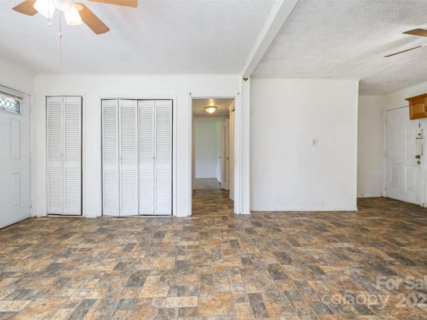 1043 Sid Davis Road, Chester, SC 29706.  MLS# CAR4272473, YatesRealty ID 24557. 