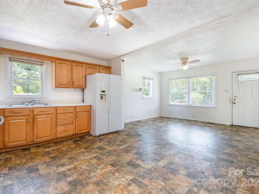 1043 Sid Davis Road, Chester, SC 29706.  MLS# CAR4272473, YatesRealty ID 24557. 