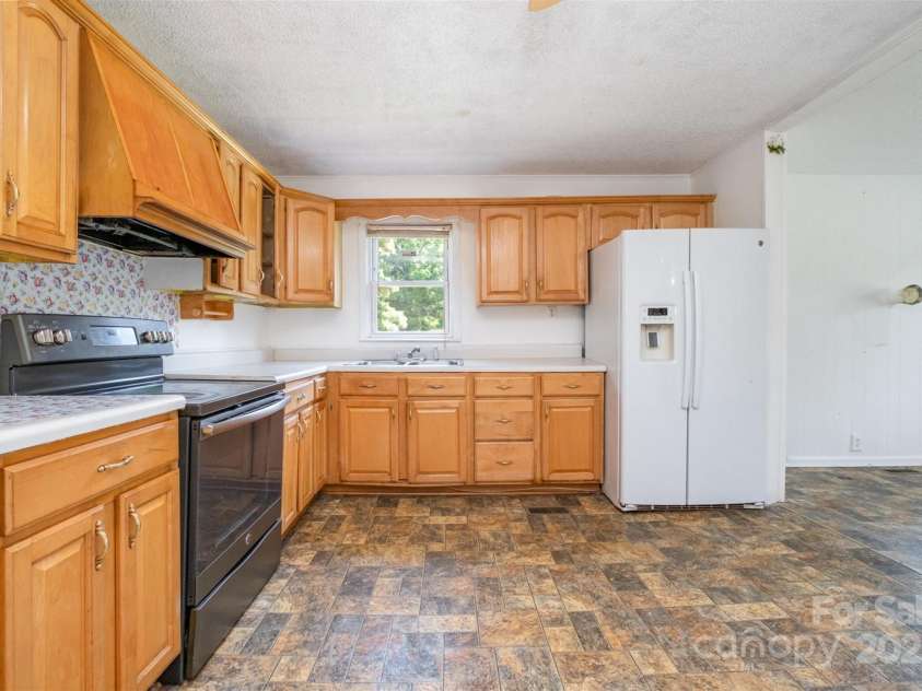 1043 Sid Davis Road, Chester, SC 29706.  MLS# CAR4272473, YatesRealty ID 24557. 