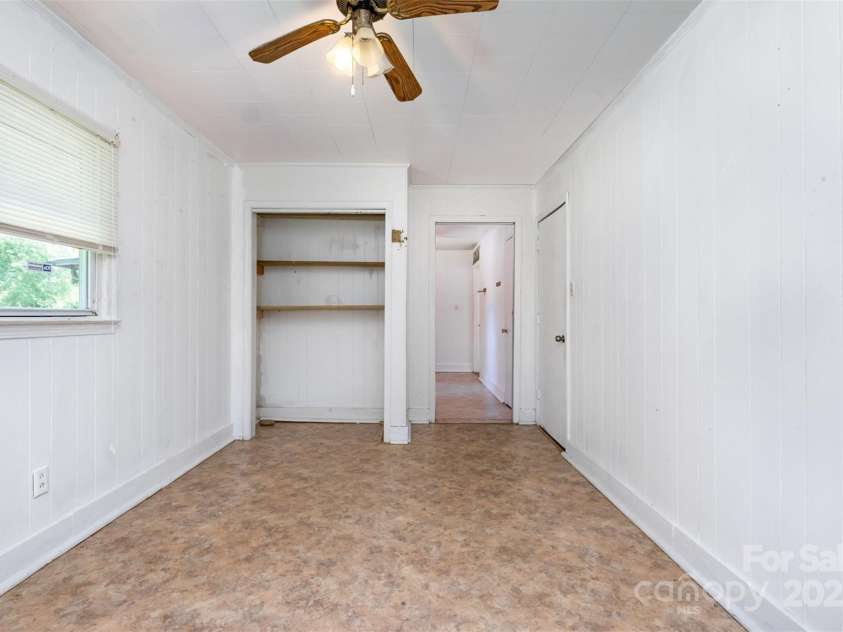 1043 Sid Davis Road, Chester, SC 29706.  MLS# CAR4272473, YatesRealty ID 24557. 