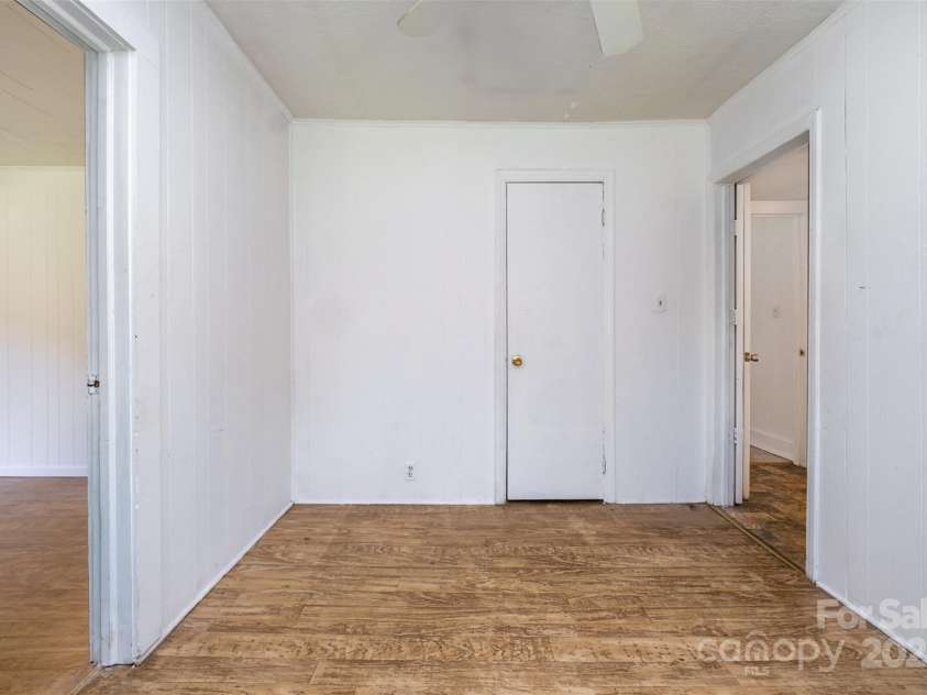 1043 Sid Davis Road, Chester, SC 29706.  MLS# CAR4272473, YatesRealty ID 24557. 