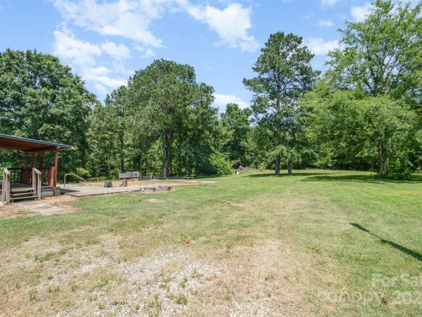 1043 Sid Davis Road, Chester, SC 29706.  MLS# CAR4272473, YatesRealty ID 24557. 