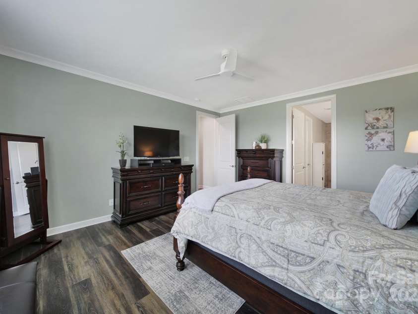537 Lincoln Quarters Lane, Fort Mill, SC 29708.  MLS# CAR4276928, YatesRealty ID 24559. 