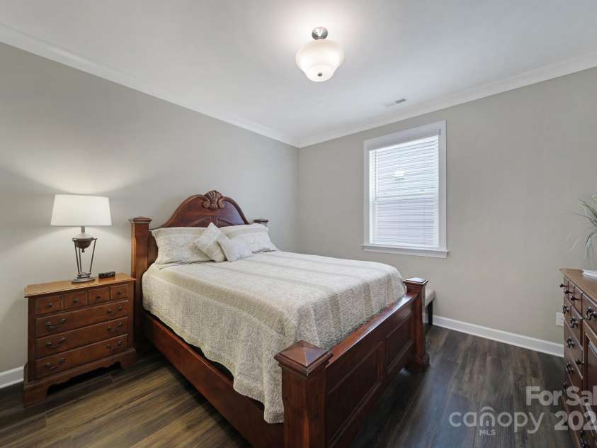 537 Lincoln Quarters Lane, Fort Mill, SC 29708.  MLS# CAR4276928, YatesRealty ID 24559. 