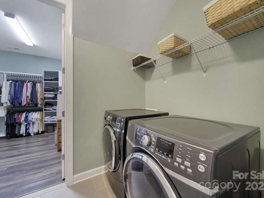 537 Lincoln Quarters Lane, Fort Mill, SC 29708.  MLS# CAR4276928, YatesRealty ID 24559. 