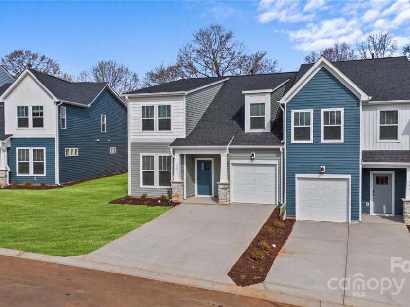229 Telluride Way, Lyman, SC 29365.  MLS# CAR4220225, YatesRealty ID 2456. 