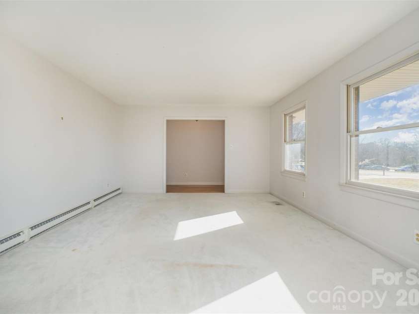 830 Magnolia Street, Mooresville, NC 28115.  MLS# CAR4328561, YatesRealty ID 2456. 