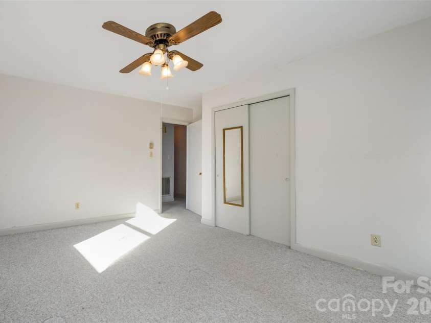 830 Magnolia Street, Mooresville, NC 28115.  MLS# CAR4328561, YatesRealty ID 2456. 