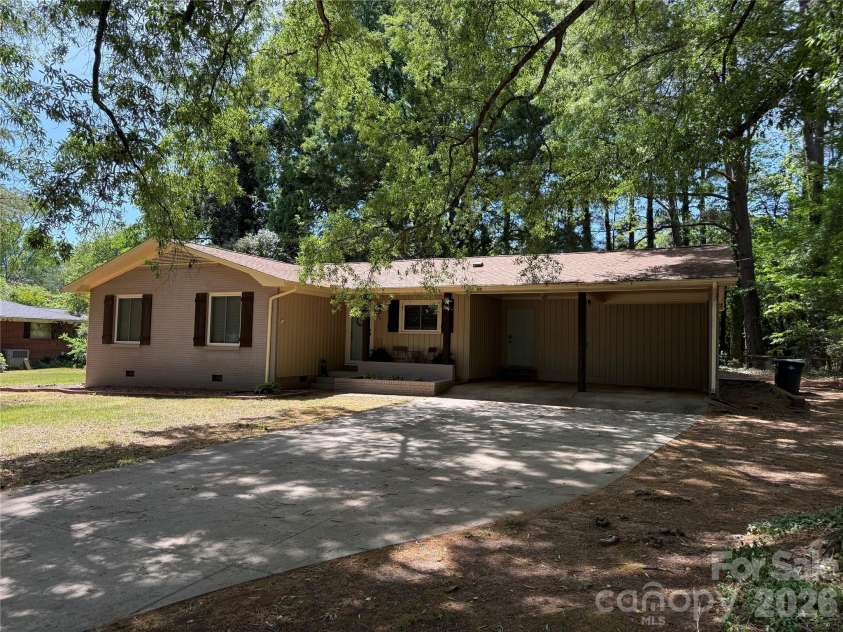 248 Mccoy Road, Salisbury, NC 28144.  MLS# CAR4375211, YatesRealty ID 24560. 