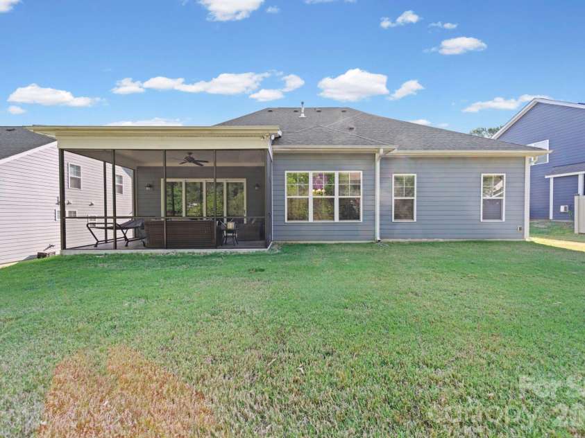 159 Wescot Drive, Concord, NC 28027.  MLS# CAR4375662, YatesRealty ID 24561. 