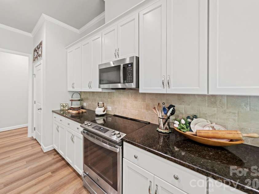 159 Wescot Drive, Concord, NC 28027.  MLS# CAR4375662, YatesRealty ID 24561. 