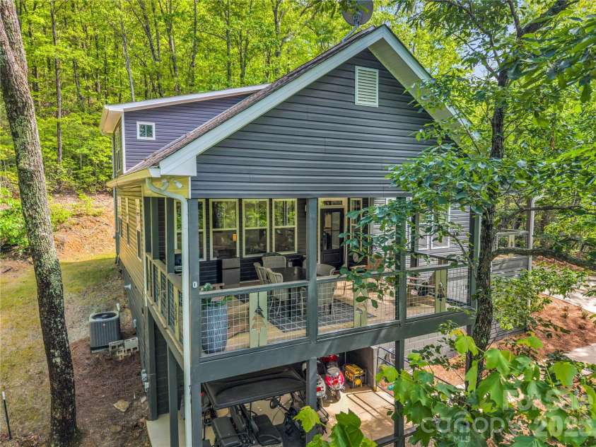 737 Melrose Mountain Road, Tryon, NC 28782.  MLS# CAR4380872, YatesRealty ID 24564. 