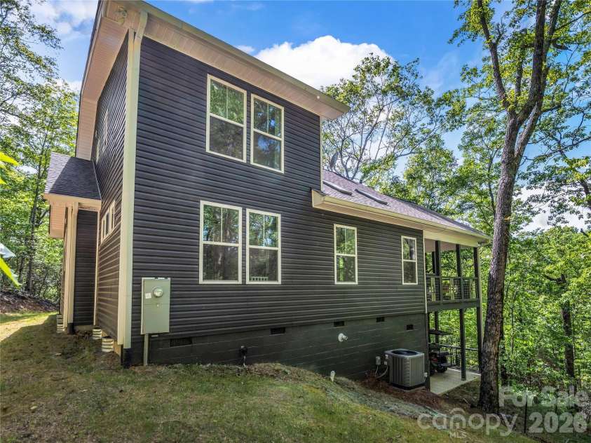 737 Melrose Mountain Road, Tryon, NC 28782.  MLS# CAR4380872, YatesRealty ID 24564. 