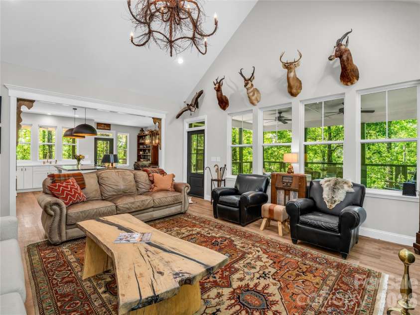 737 Melrose Mountain Road, Tryon, NC 28782.  MLS# CAR4380872, YatesRealty ID 24564. 
