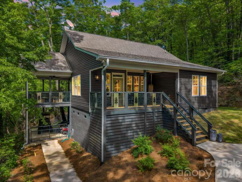 737 Melrose Mountain Road, Tryon, NC 28782.  MLS# CAR4380872, YatesRealty ID 24564. 