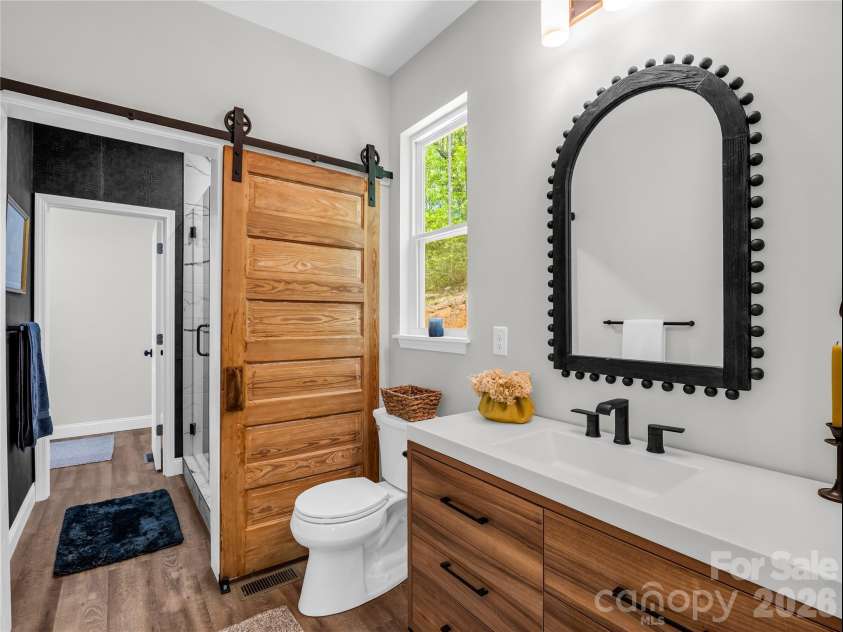 737 Melrose Mountain Road, Tryon, NC 28782.  MLS# CAR4380872, YatesRealty ID 24564. Jack N Jill Bath