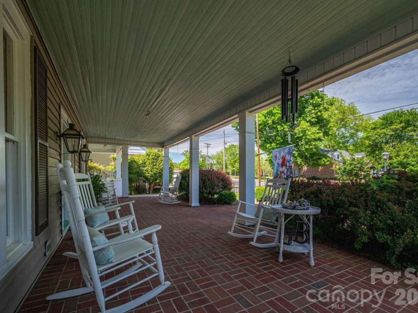 314 Cedar Street, Lincolnton, NC 28092.  MLS# CAR4381712, YatesRealty ID 24565. Fabulous deep front porch