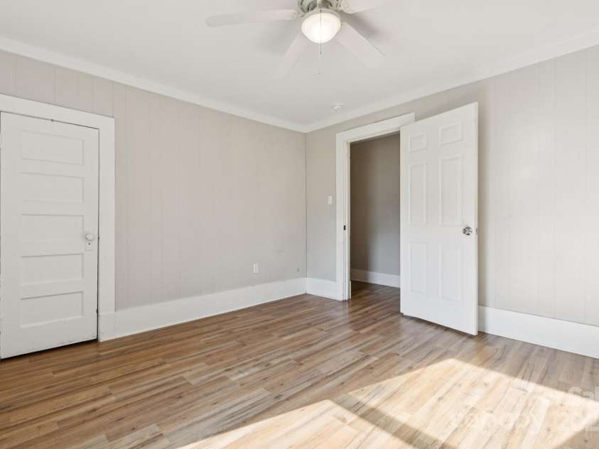 709 Front Street, Statesville, NC 28677.  MLS# CAR4279239, YatesRealty ID 24565. 