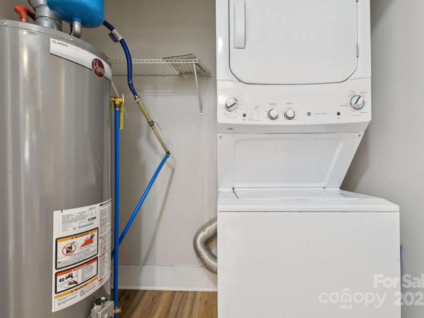 709 Front Street, Statesville, NC 28677.  MLS# CAR4279239, YatesRealty ID 24565. 