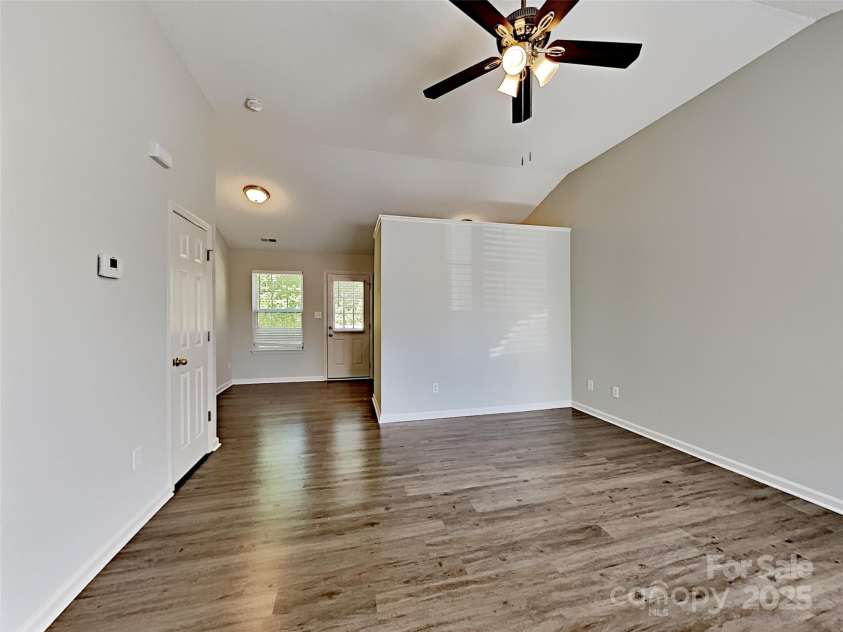 4328 Frank Vance Road, Charlotte, NC 28216.  MLS# CAR4267796, YatesRealty ID 24566. 