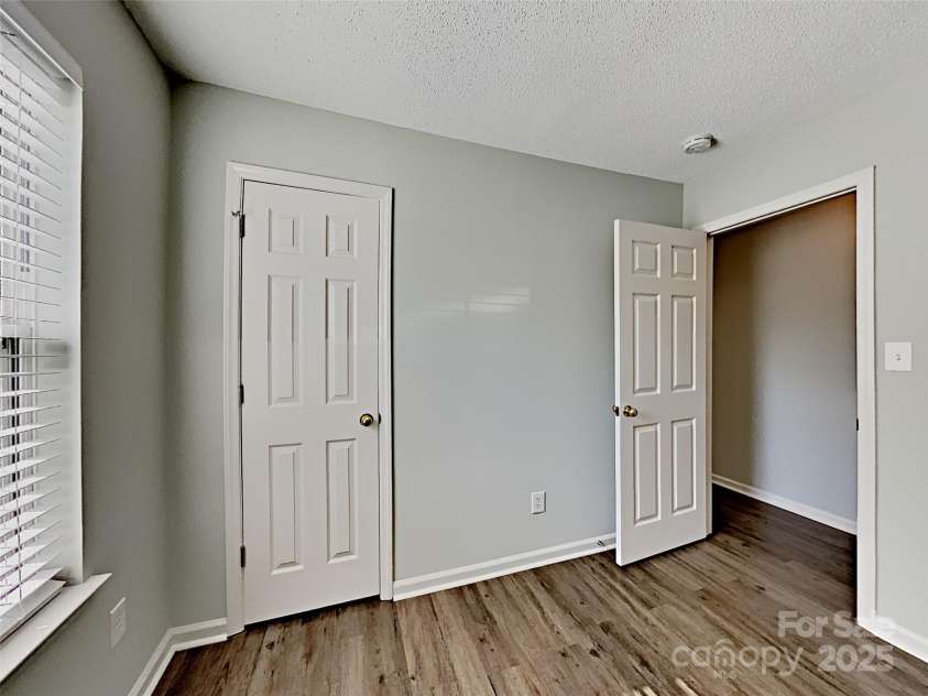 4328 Frank Vance Road, Charlotte, NC 28216.  MLS# CAR4267796, YatesRealty ID 24566. 