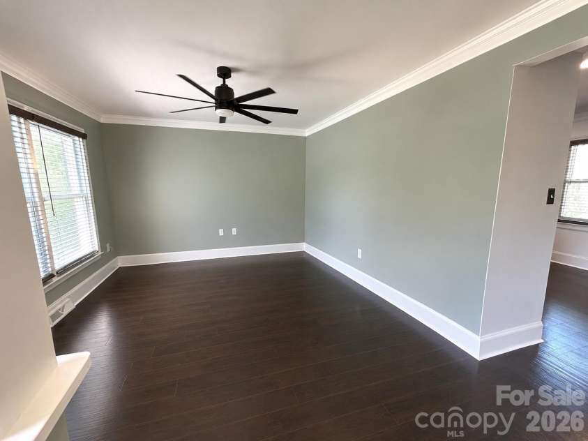 7113 Sterncrest Place, Charlotte, NC 28210.  MLS# CAR4402347, YatesRealty ID 24566. 