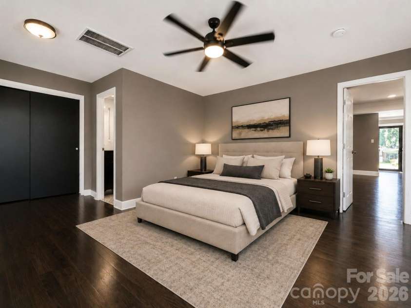 7113 Sterncrest Place, Charlotte, NC 28210.  MLS# CAR4402347, YatesRealty ID 24566. Virtually Staged