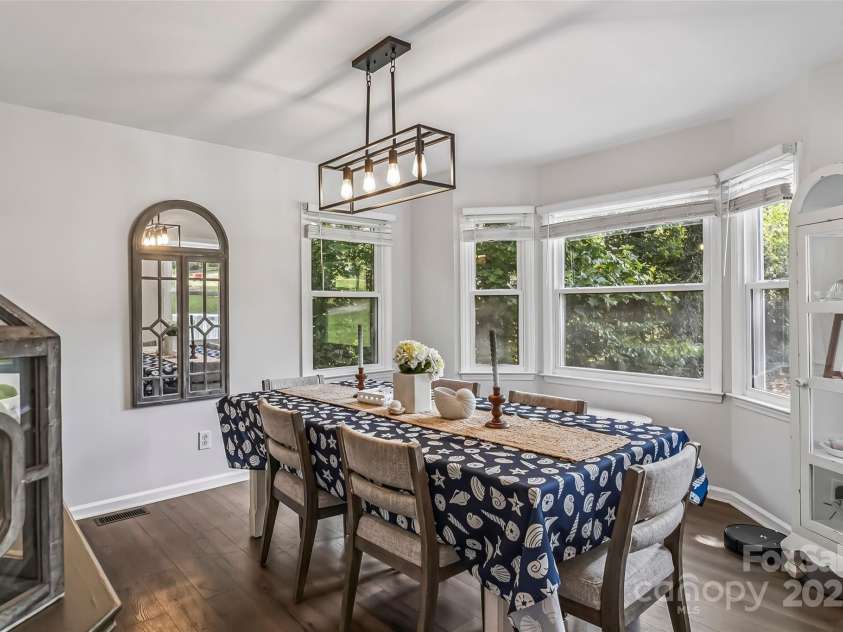 207 Jacksons Run, Morganton, NC 28655.  MLS# CAR4279298, YatesRealty ID 24567. 