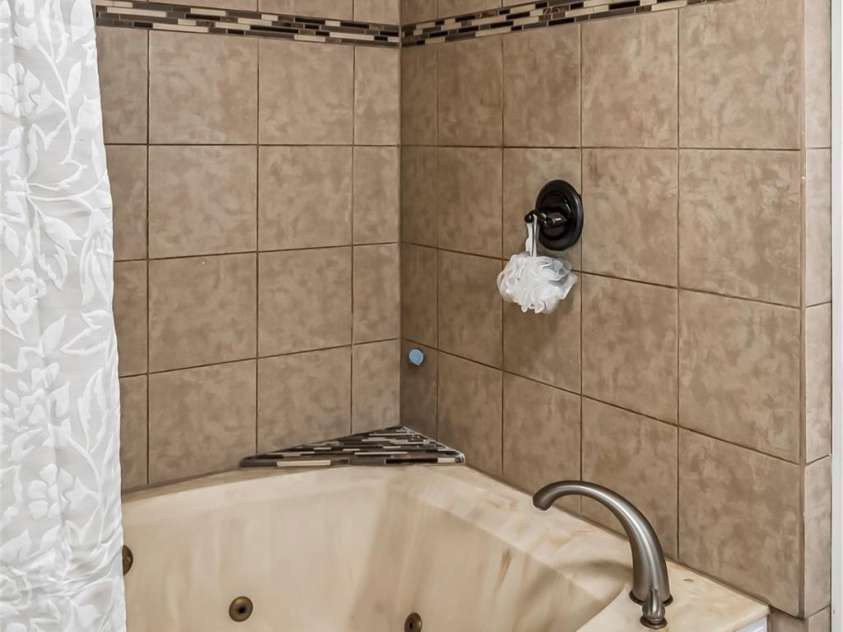 207 Jacksons Run, Morganton, NC 28655.  MLS# CAR4279298, YatesRealty ID 24567. 