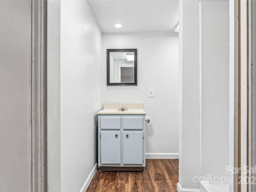 207 Jacksons Run, Morganton, NC 28655.  MLS# CAR4279298, YatesRealty ID 24567. 