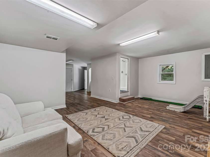 207 Jacksons Run, Morganton, NC 28655.  MLS# CAR4279298, YatesRealty ID 24567. 