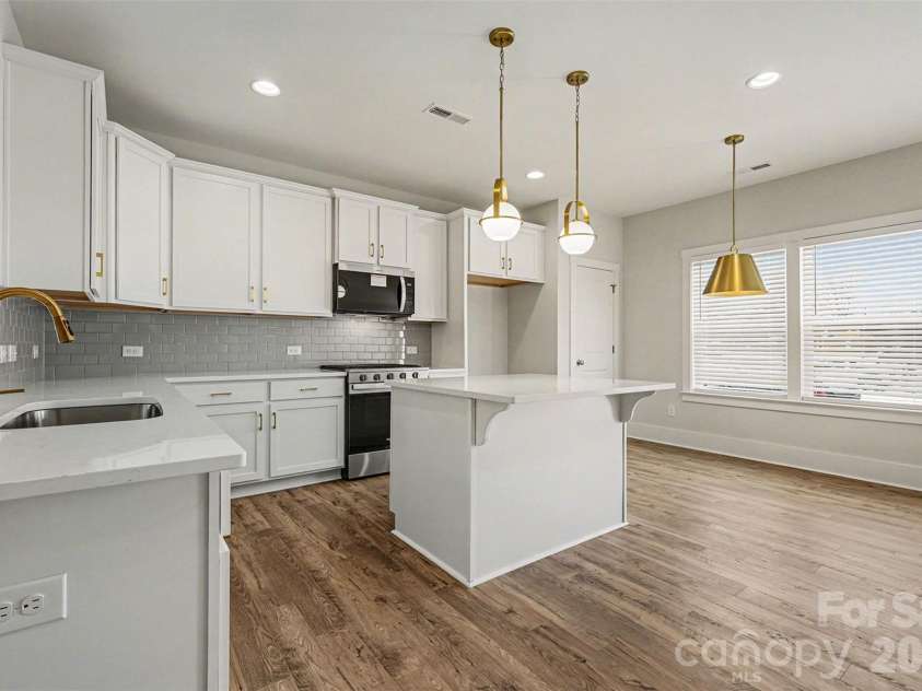 4768 Americana Avenue, Charlotte, NC 28215.  MLS# CAR4342120, YatesRealty ID 2457. 