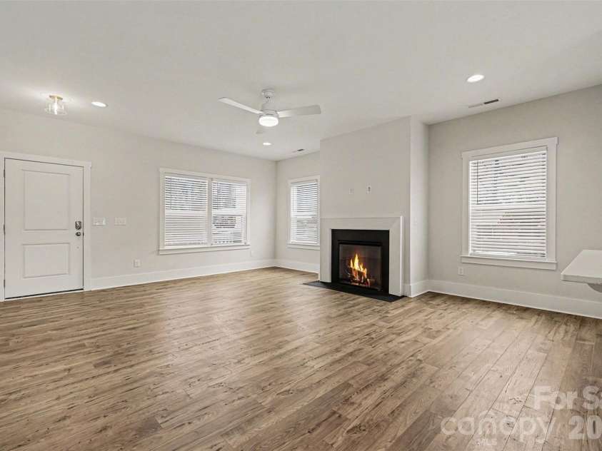 4768 Americana Avenue, Charlotte, NC 28215.  MLS# CAR4342120, YatesRealty ID 2457. 