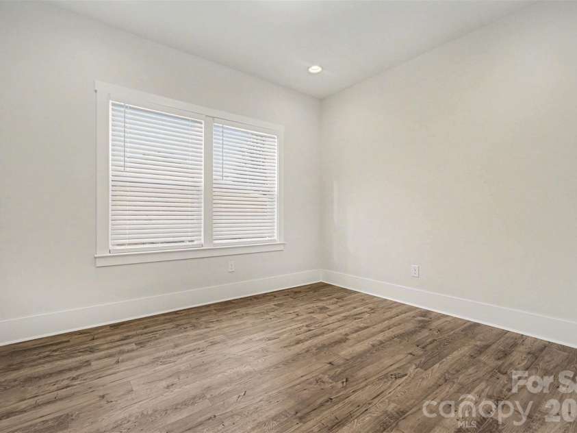 4768 Americana Avenue, Charlotte, NC 28215.  MLS# CAR4342120, YatesRealty ID 2457. 