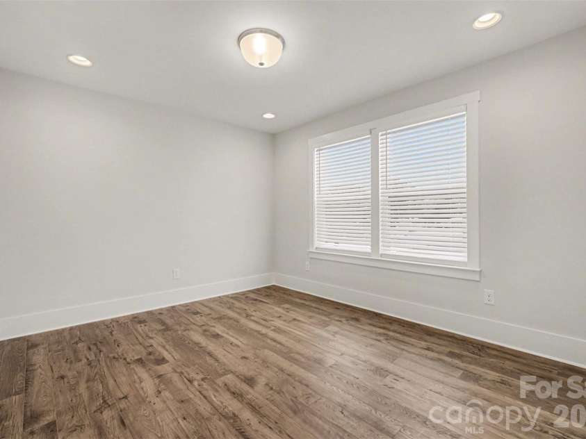 4768 Americana Avenue, Charlotte, NC 28215.  MLS# CAR4342120, YatesRealty ID 2457. 