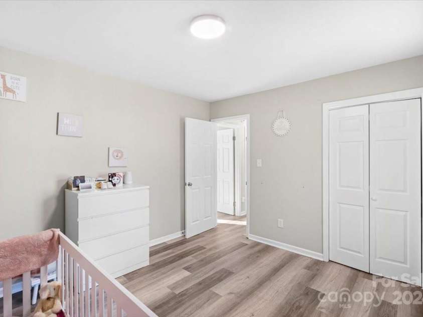 624 Dundeen Drive, Gastonia, NC 28052.  MLS# CAR4200328, YatesRealty ID 2457. 