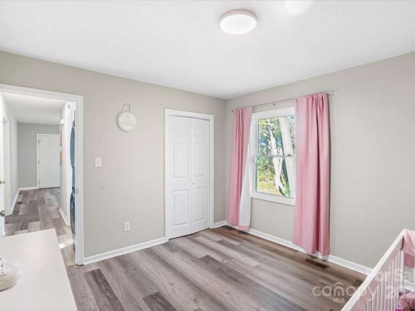 624 Dundeen Drive, Gastonia, NC 28052.  MLS# CAR4200328, YatesRealty ID 2457. 